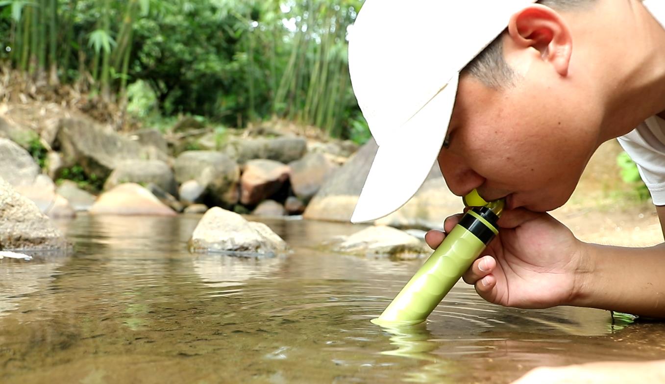 greeshow survival gear life straw survival lifestraw emergency supplies backpacking gear water purifier survival survival tools water filter backpacking hiking accessories water purification portable water filter camping water filter water filtration